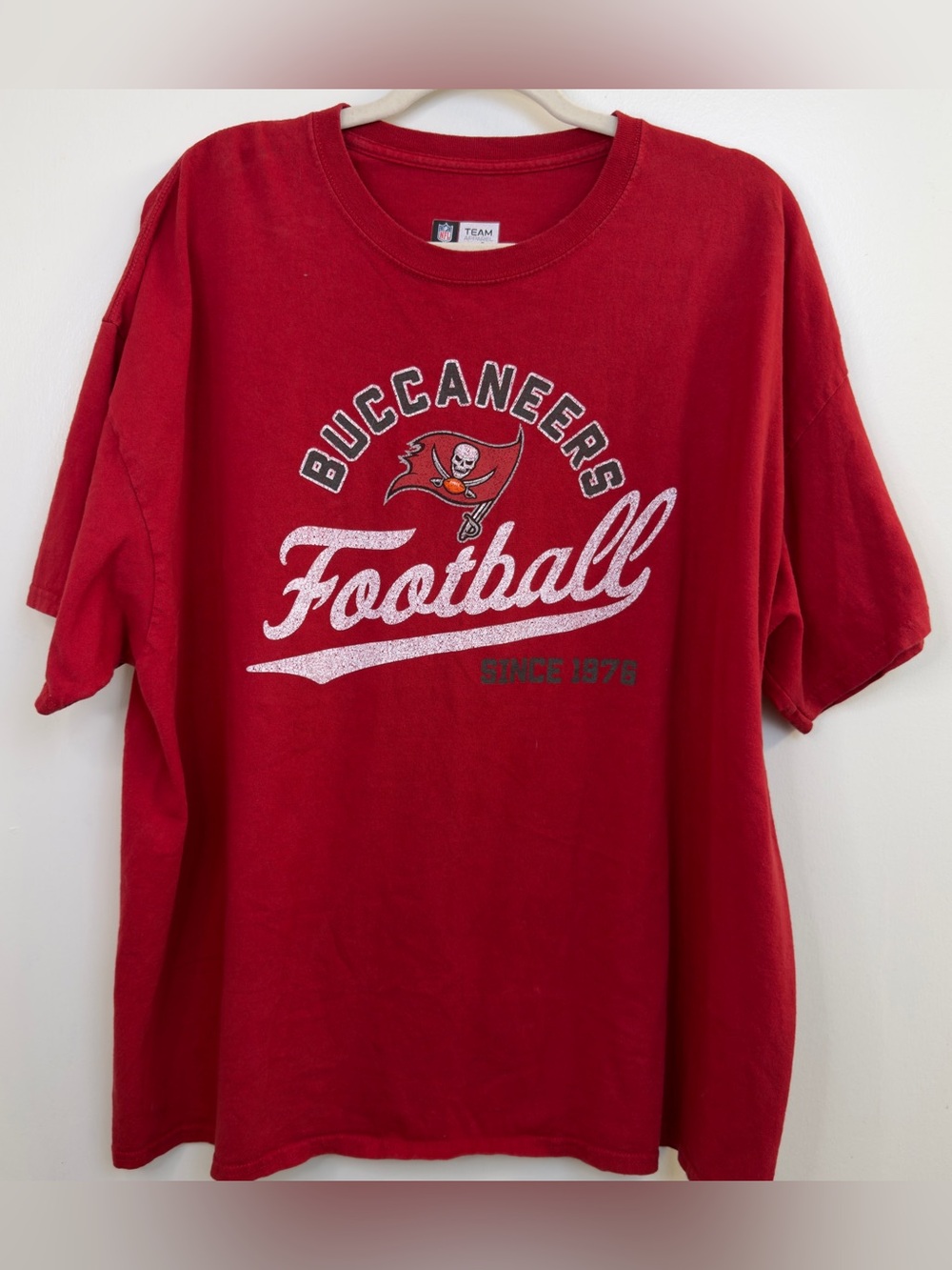 NFL Tampa Bay Buccaneers Men’s Red Football T-Shirt Since 1976 Size 2XL